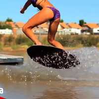 【水着女子】水溜りでサーフィン！スキムボード 神業動画まとめ【Video Pizza】