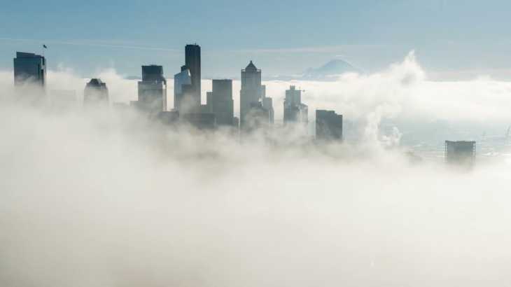 Foggy Downtown from Space Needle スペースニードルからの霧のダウンタウン
